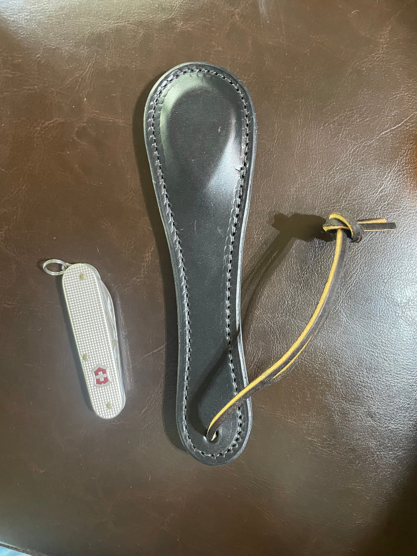 Unsprung Classic black Medium