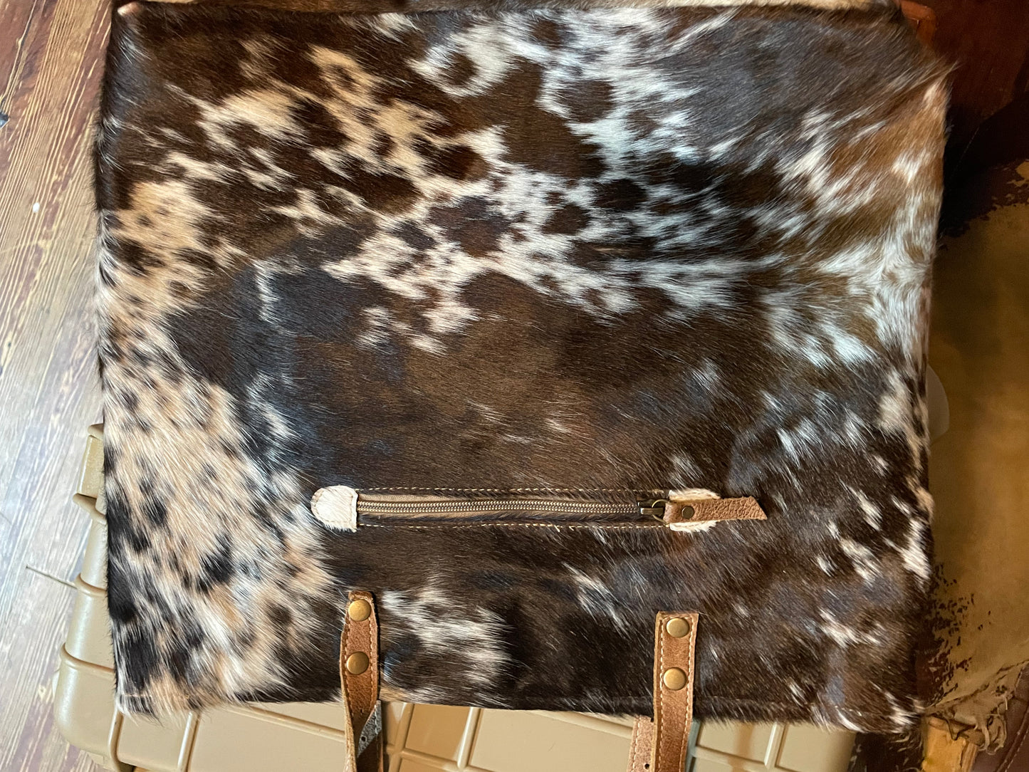 Myra Bag XL hair on hide bag